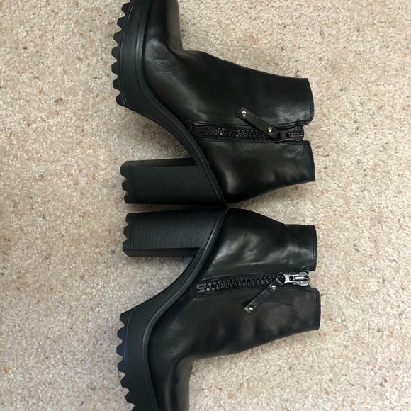 Guess Leather Boots - Picture 10 of 15